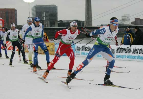 World Cup cross county ski sprints in Düsseldorf