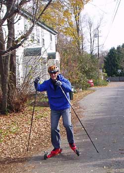 Rollerskiing on the Jenx V2 150 Skate rollerski