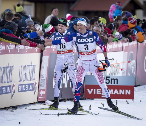 Simi Hamilton celebrates his second place in Toblach. (Getty Images-Trond Tandberg)