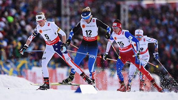 Liz Stephen leads a small breakaway group during the women's 15k skiathlon at the Falun 2015 World Championships. (Getty Images-Matthias Hangst)