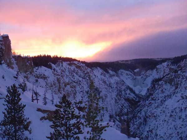 1-27 Yellowstone 478 sunset & Lower Falls from S Rim Artist Point