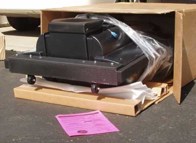 Fourth step for building the Vasa Ergometer: Unpack the front assembly.