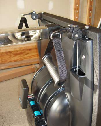 Eight step for building the Vasa Ergometer: Attach a set of handles. Done!