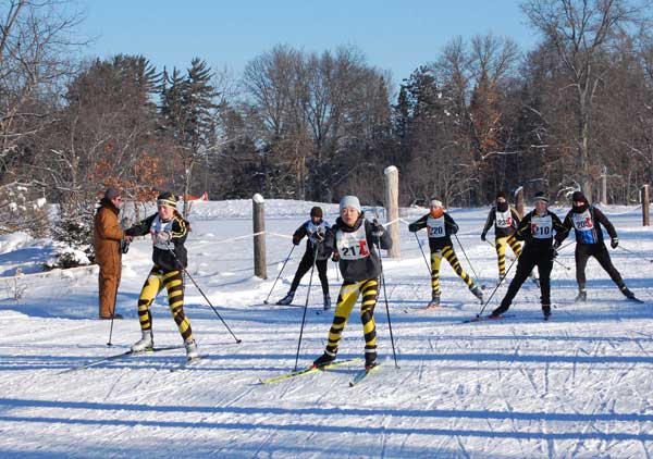 2012 Cote Dame Marie cross country ski race - junior girls start
