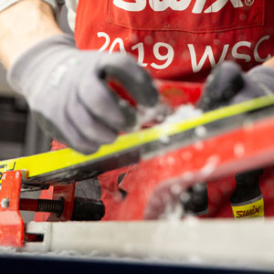 Feature image for US Ski & Snowboard continues to ban fluorinated ski waxes for 2020-21