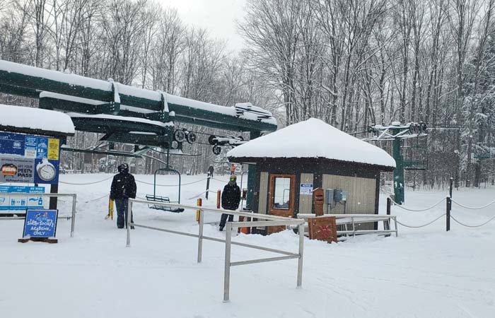 Boyne Mountain chairlift to the Boyne Vistas race course