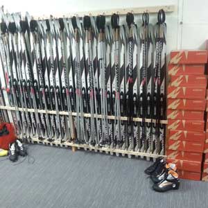 Feature image for Gaylord Middle School XC Ski Club gets skis
