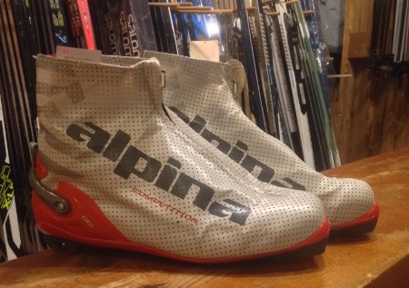 2012 Salomon Equipe 10 Skate Soft Ground Skis