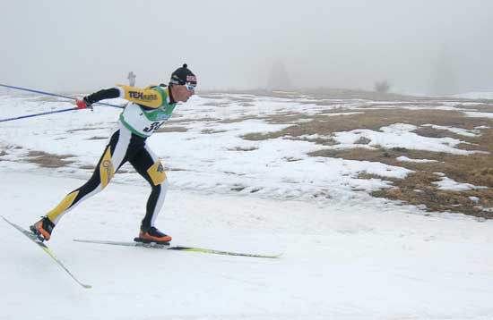 Go Faster cross country ski boot and binding clap system