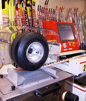 Base structure variables for cross country skis