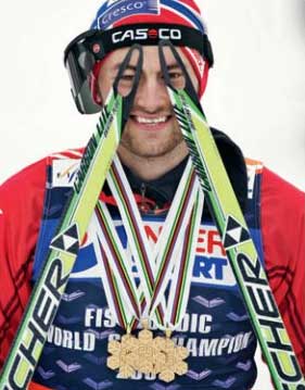 Petter Northug and his Fischer Hole skis Petter Northug and his Fischer Hole skis