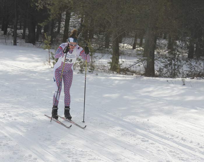 Rebecca Davis winning the 2018 Hanson Hills Classic