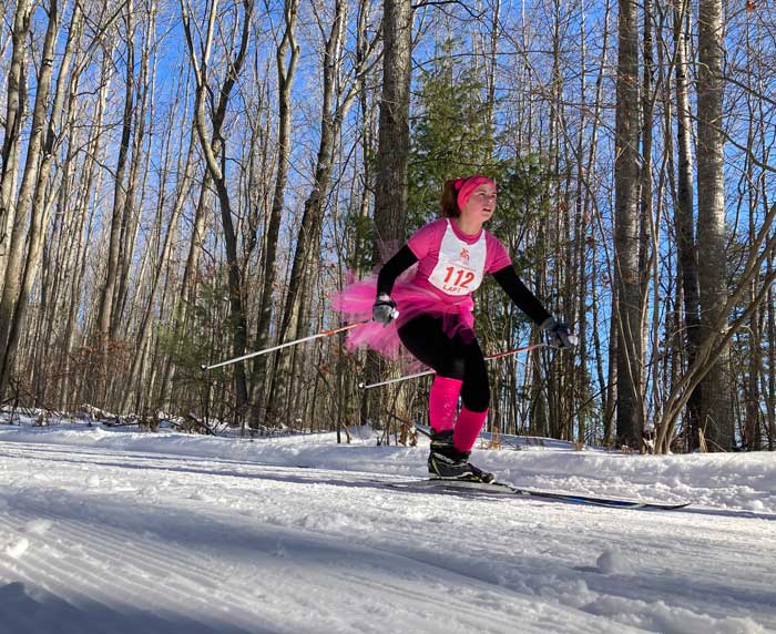 Muffin cross country ski racer