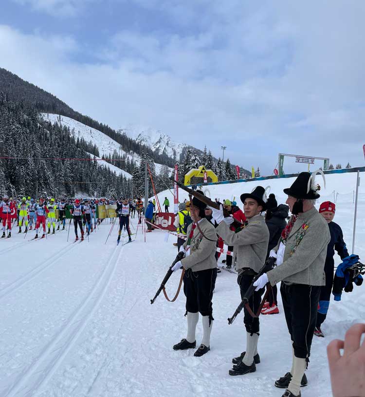 Time to go! The finish is in the background