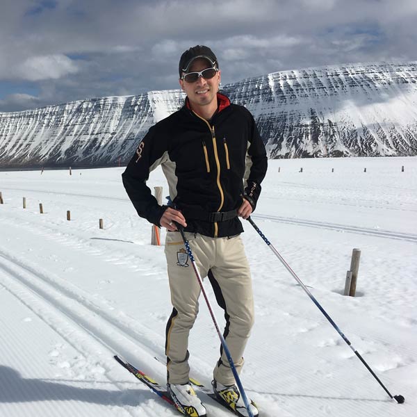 Please help my research on ski technique for my PhD dissertation!